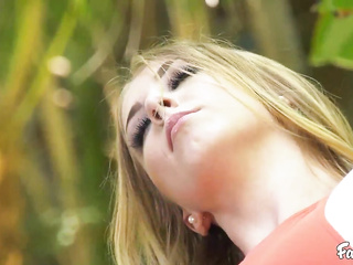 Chloe Scott gives a sloppy blowjob before outdoor pounding